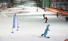 中国首家国际滑雪学校在黑龙江亚布力成立