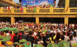 中国•德宏2017国际泼水狂欢节今日开幕 遮放贡米成功申报世界纪录