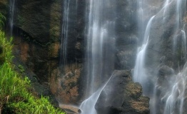 探秘醉山野 寻皖南最大瀑布