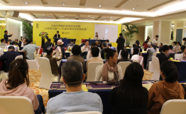 云南大益文学院与国内20余位作家在昆明签约
