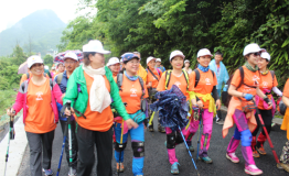 穿行茂兰原始森林间的“绿鞋行动”首站之旅