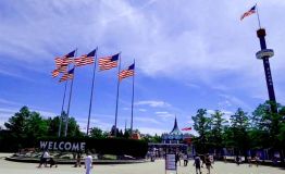 风之城中疾驰——Six Flags Great America游记