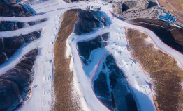 翠云山银河滑雪场公园季卡来袭，玩转你的滑雪大咖秀