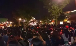 Crazy！上海漫威红毯上惊现还原度爆表的钢铁侠还不够，灭霸还变成了惊人美少女？！