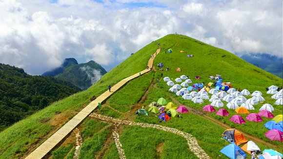 武功山景区2018第届帐篷节活力青春篇8月4日开始