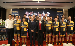 2019年康师傅高士特车队布局国际化 康师傅方便面鼎力支持